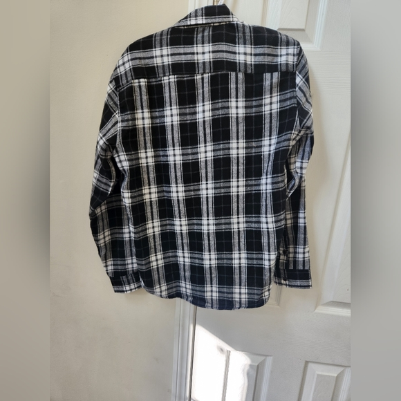 Casual Long Sleeve Button-Down Plaid Brushed Cotton Shirt - Picture 3 of 4